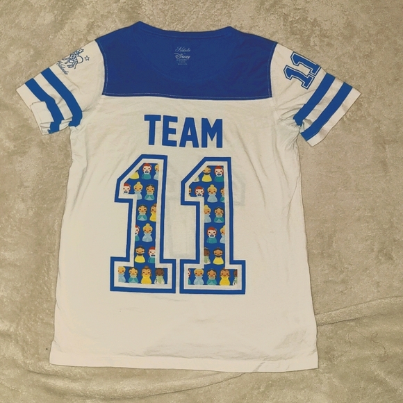 Disney Short Sleeve Top Rare Hard to Find Medium Disney Pricess Limited … - Picture 8 of 11